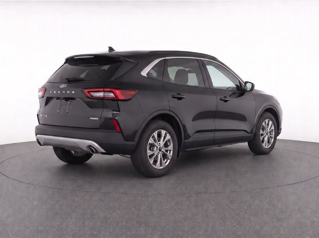 Certified 2024 Ford Escape Active AWD/4WD image 4