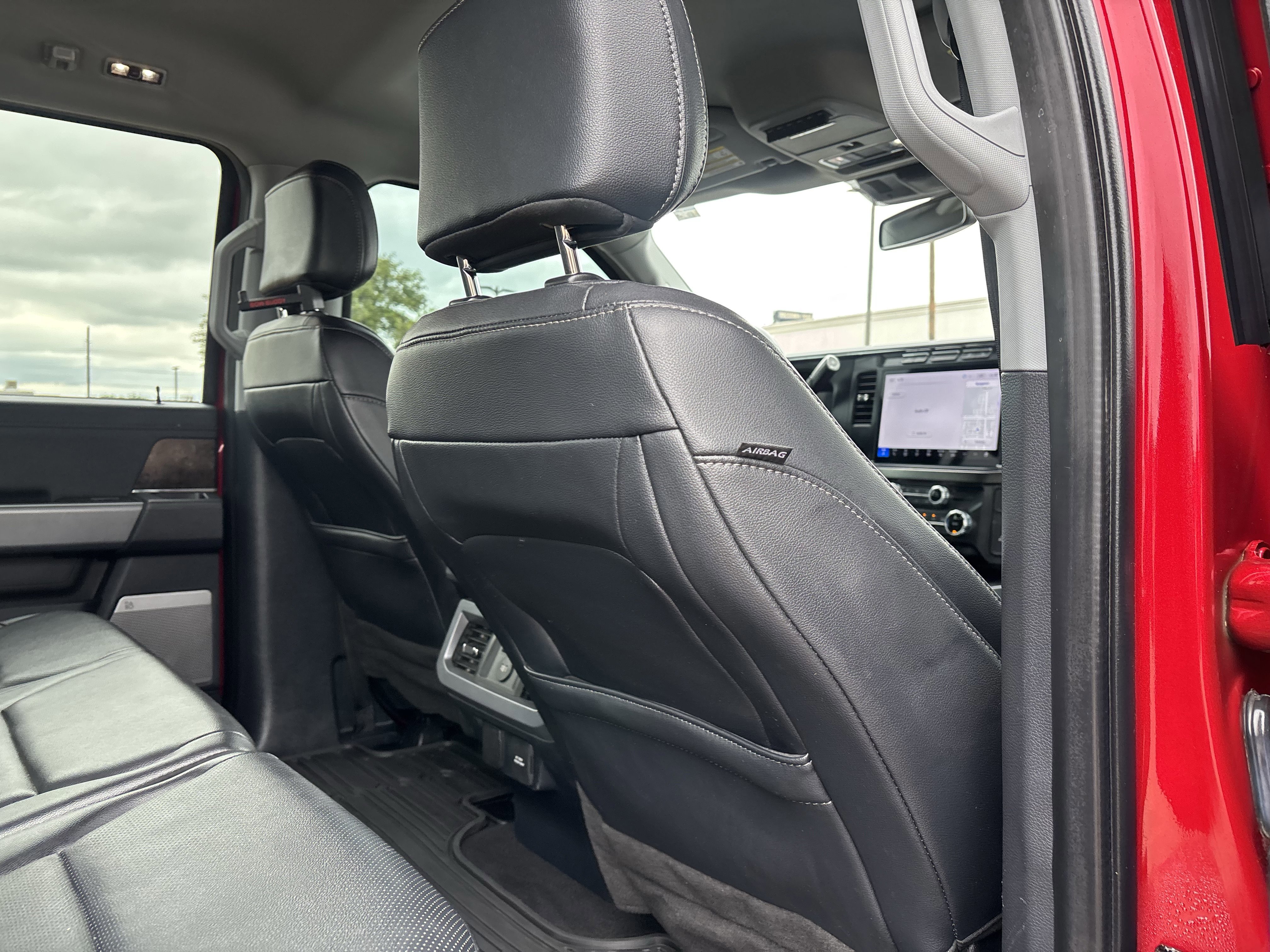 Certified 2023 Ford F250 Lariat w/ Sport Appearance Package AWD/4WD image 22