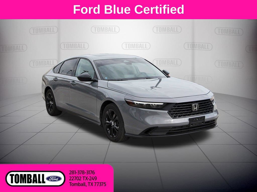 Used 2025 Honda Accord SE image 1