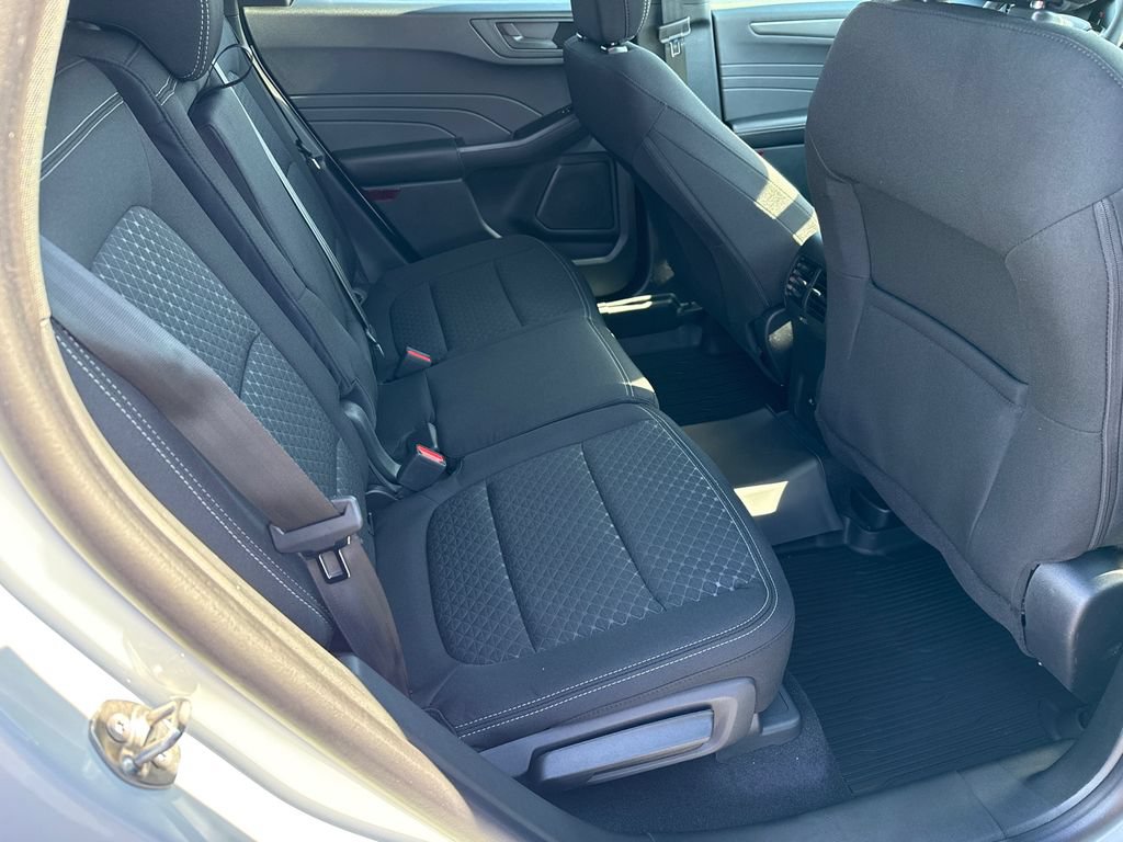 Certified 2026 Ford Escape Active w/ Cold Weather Package FWD image 15