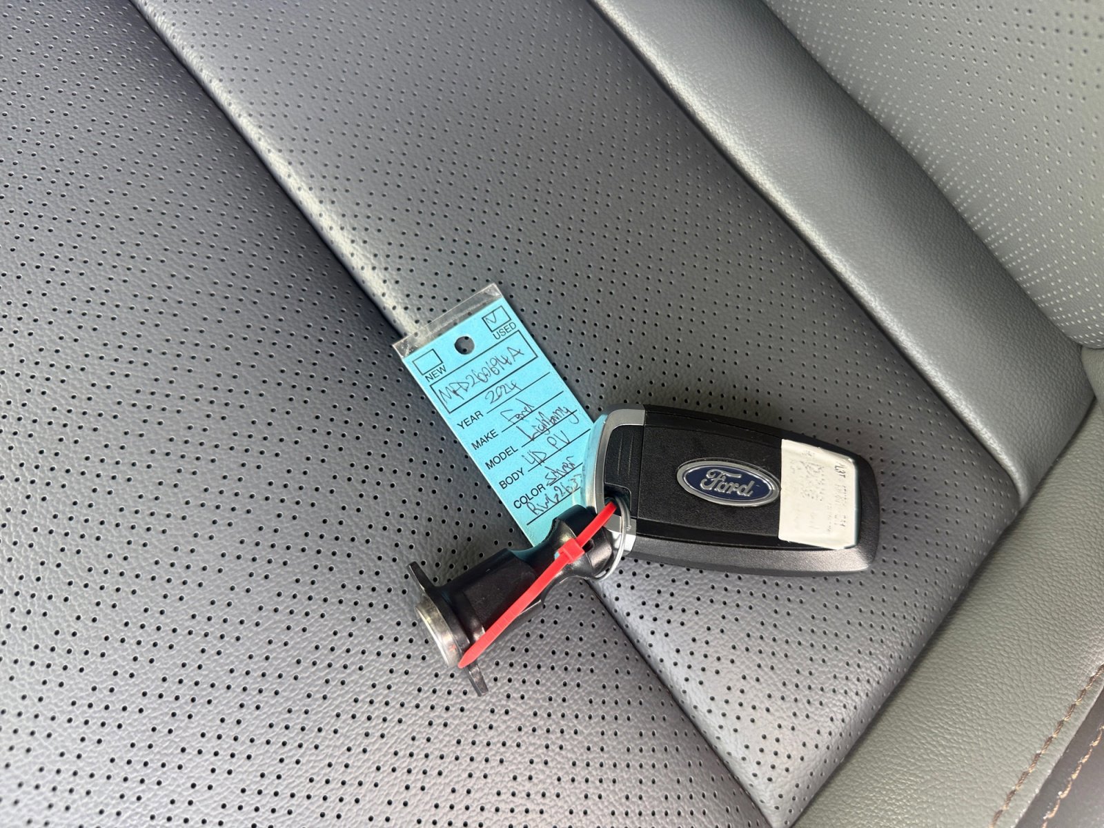 Certified 2024 Ford F150 Lightning Lariat image 33