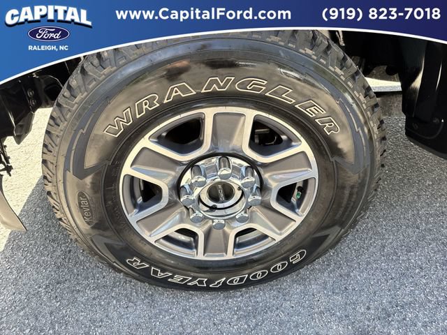 Certified 2024 Ford F250 Lariat w/ Lariat Ultimate Package AWD/4WD image 13