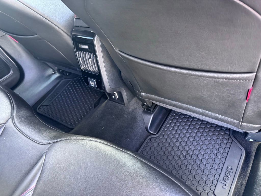 Used 2022 Jeep Compass Trailhawk AWD/4WD image 20