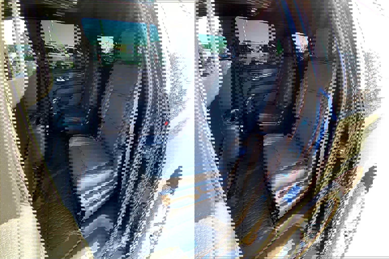 Used 2022 GMC Yukon Denali image 21