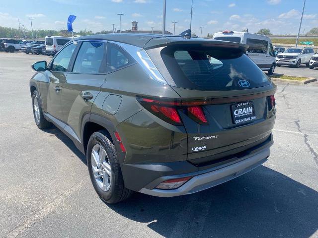 Used 2025 Hyundai Tucson SE image 3