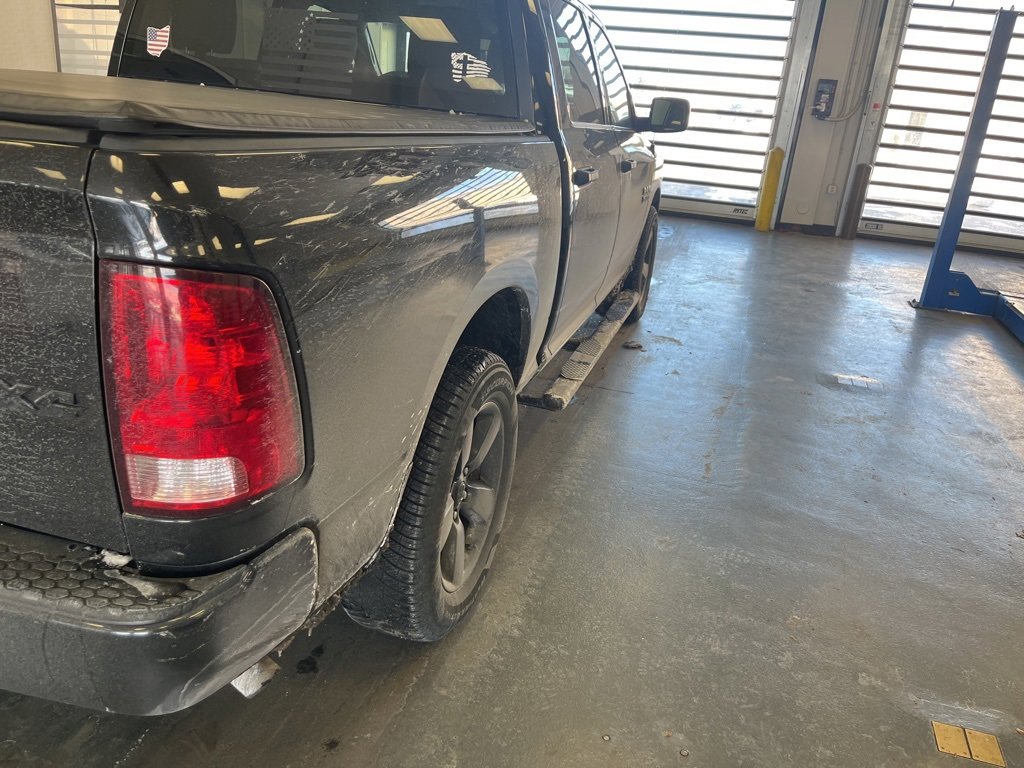 Used 2017 RAM 1500 Express w/ Black Ram 1500 Express Group image 8