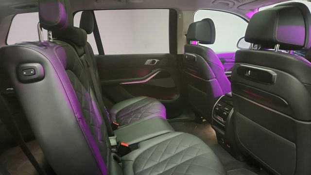 Used 2025 BMW X7 xDrive40i image 22