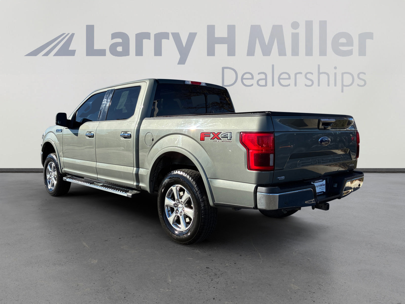 Certified 2019 Ford F150 Lariat w/ Equipment Group 502A Luxury image 3