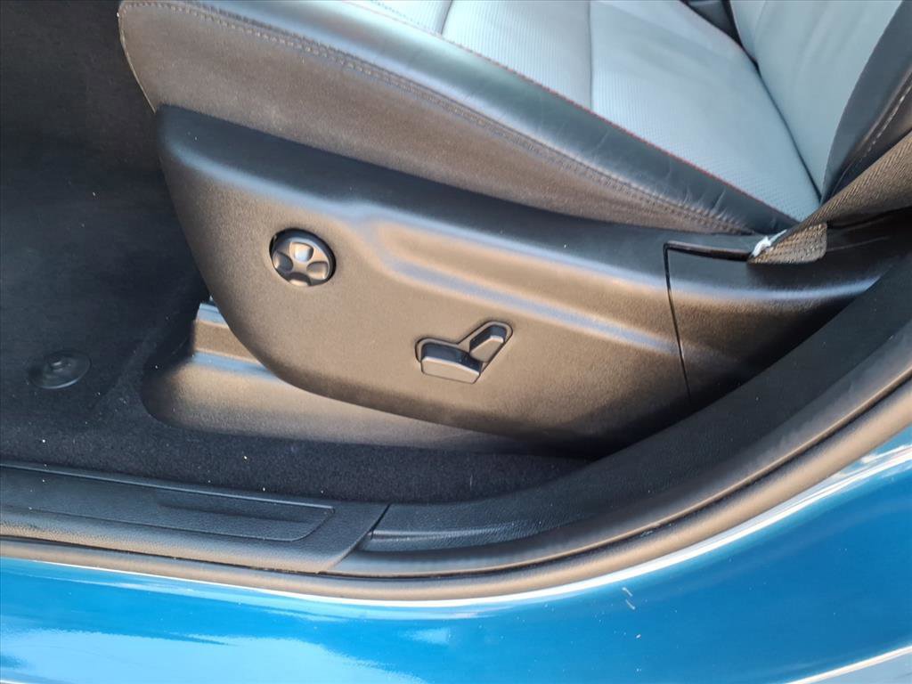 Used 2024 Dodge Durango GT image 11