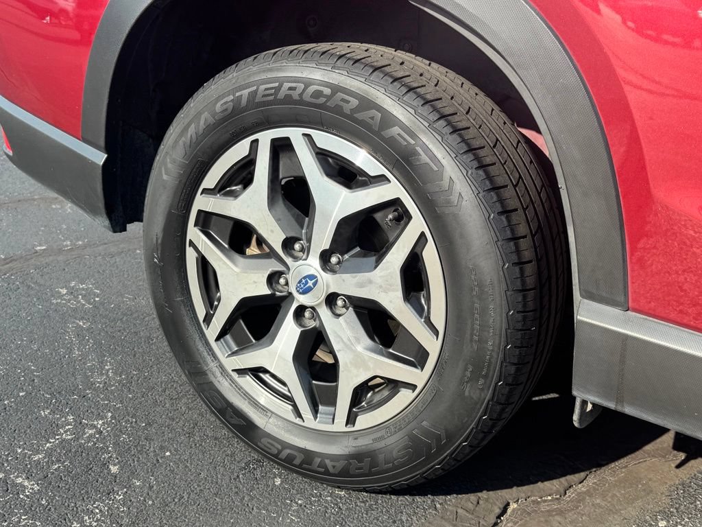 Used 2021 Subaru Forester Premium AWD/4WD image 25