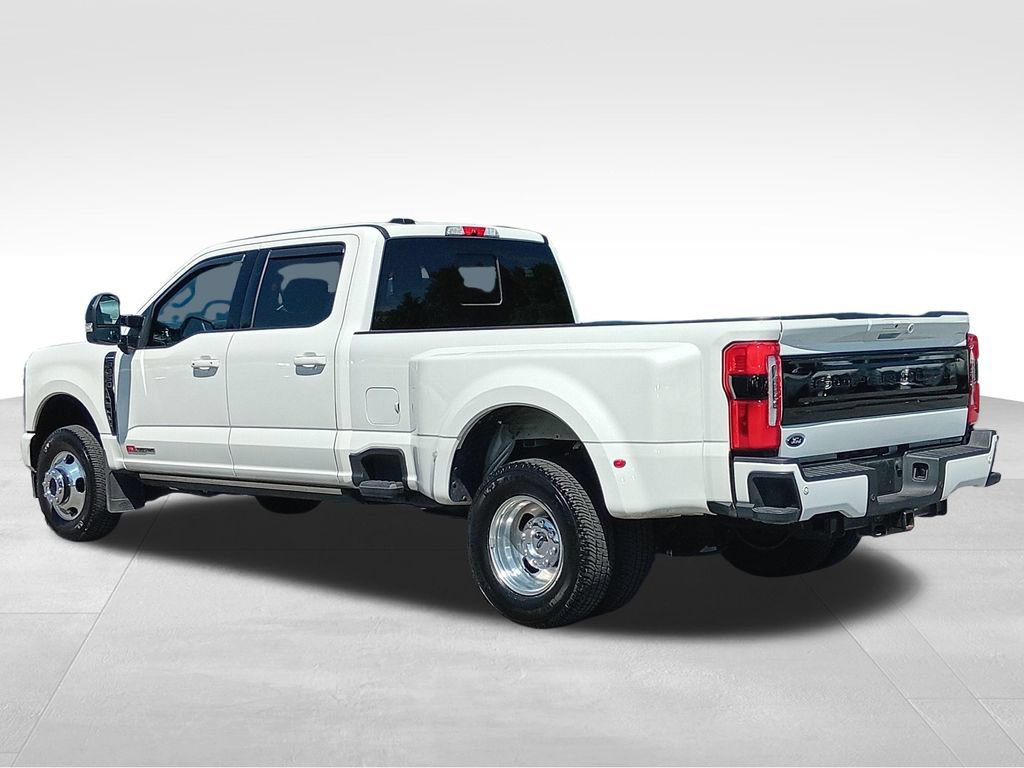 Certified 2025 Ford F350 Platinum AWD/4WD image 9