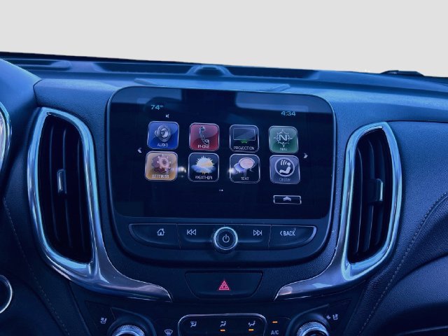 Used 2018 Chevrolet Equinox Premier AWD/4WD image 16
