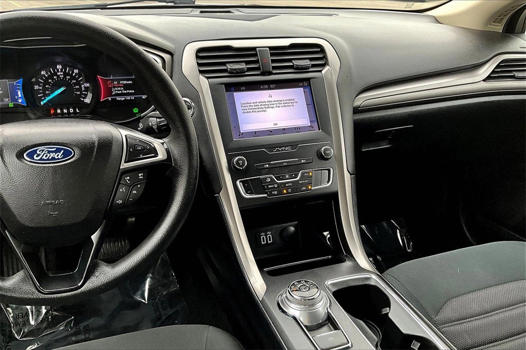 Certified 2019 Ford Fusion SE image 6