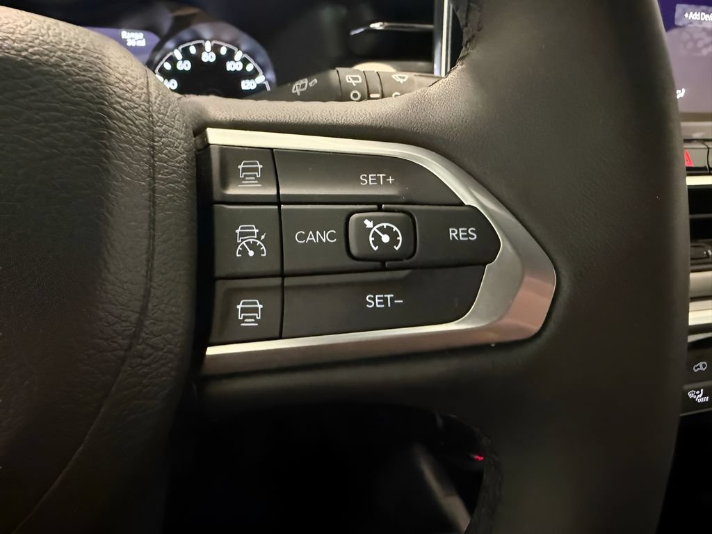 Used 2024 Jeep Compass Limited AWD/4WD image 19