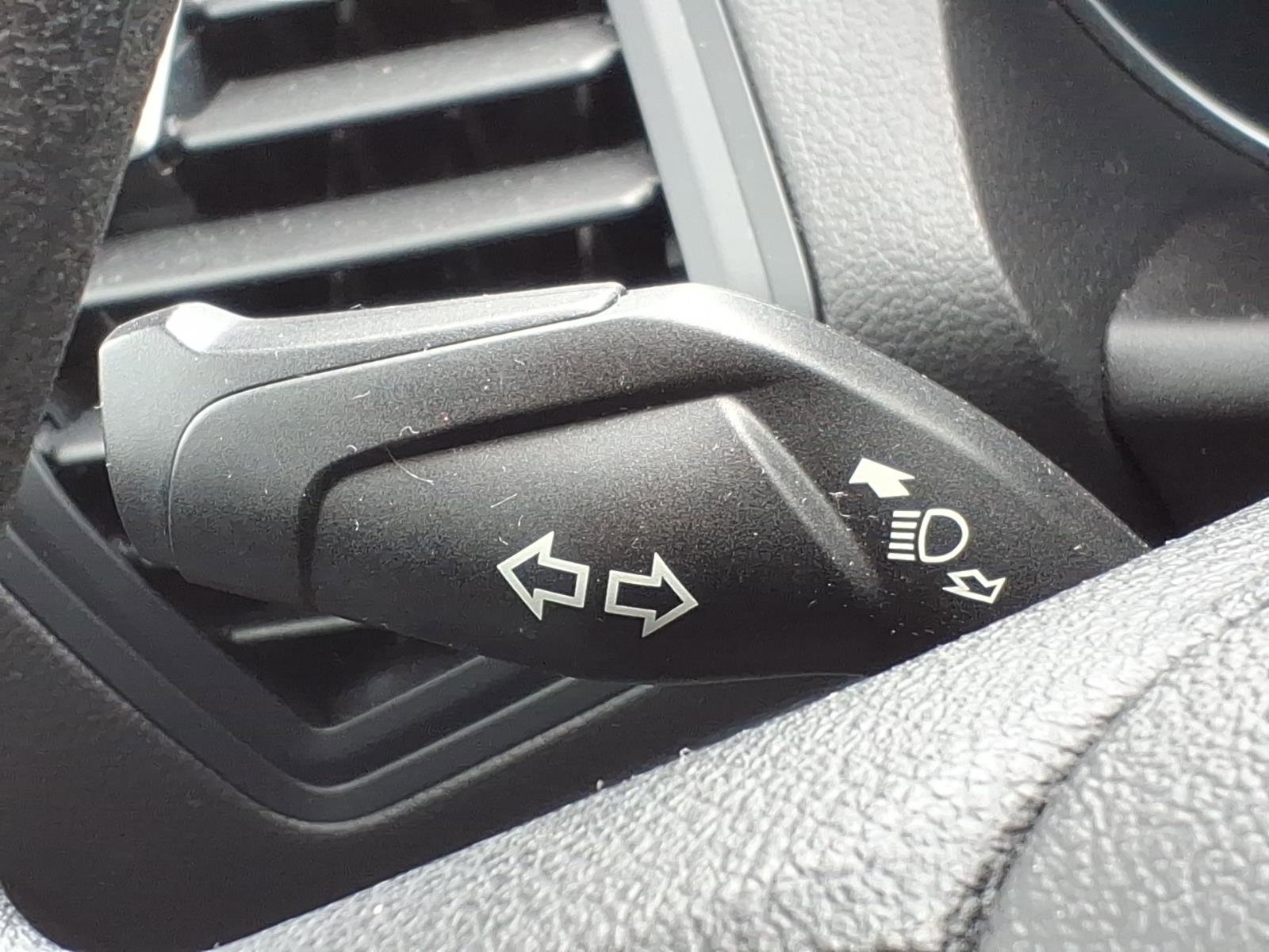 Certified 2019 Ford Escape SE FWD image 27