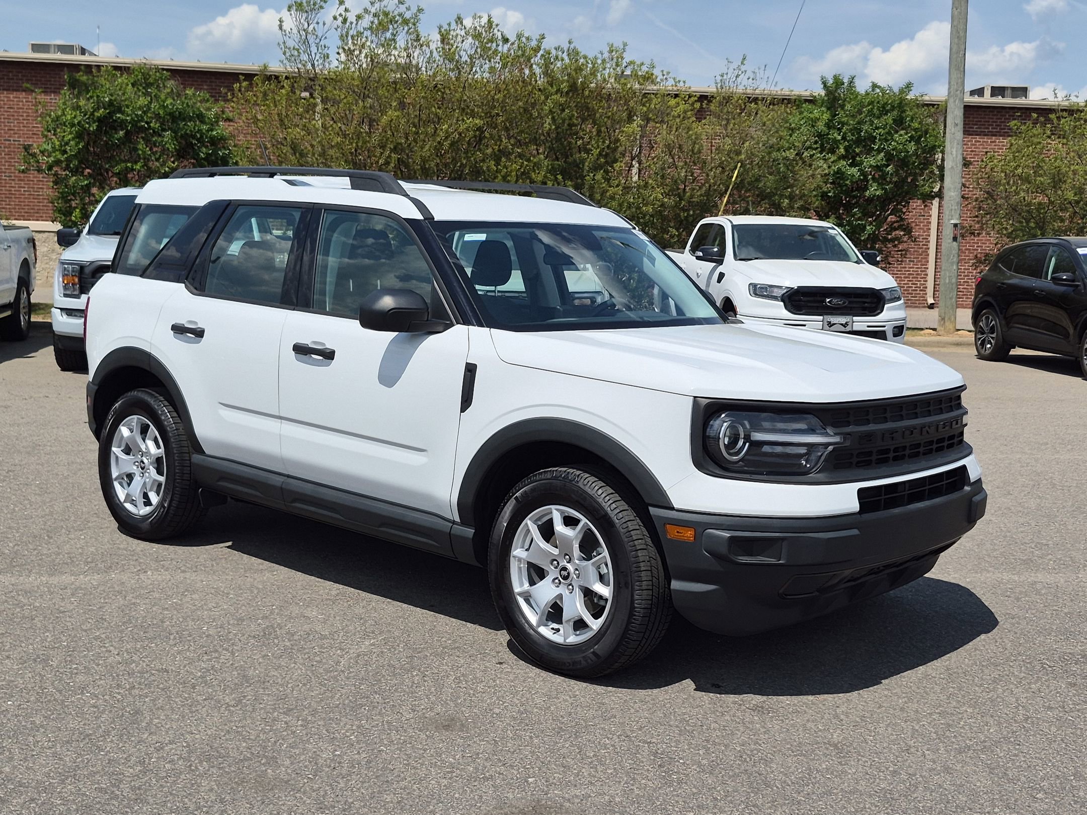 Certified 2021 Ford Bronco Sport AWD/4WD image 2