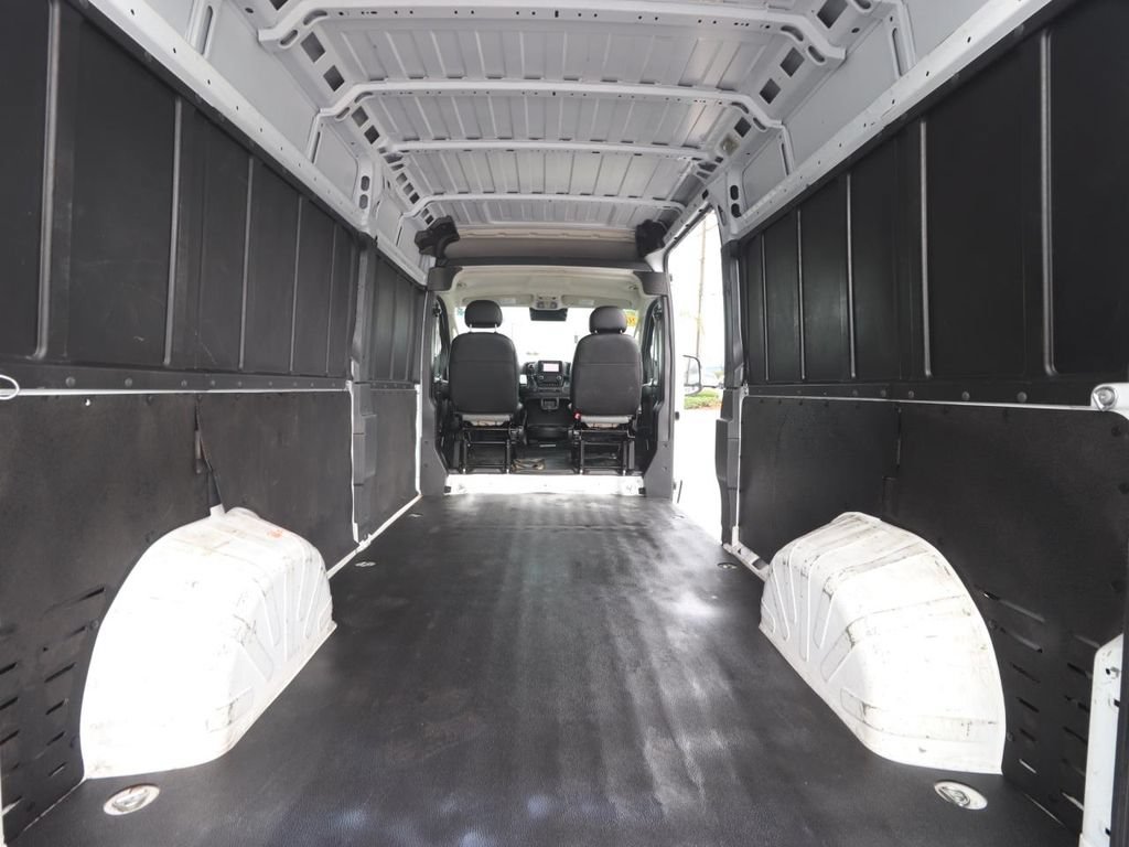 Used 2023 RAM ProMaster 2500 FWD image 14