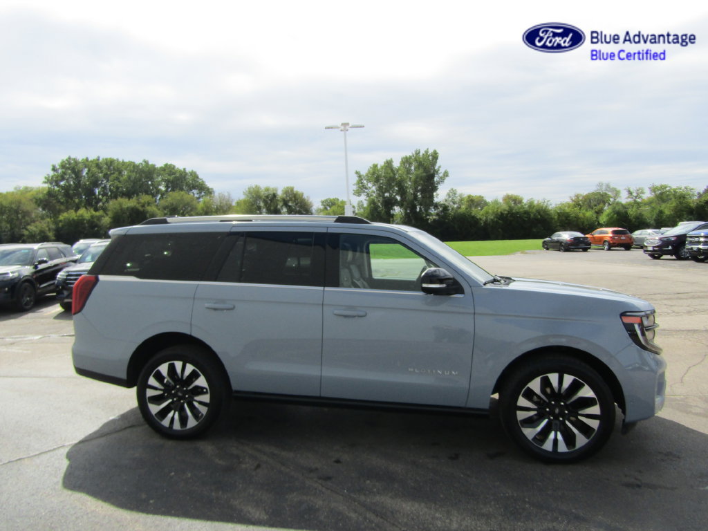 Certified 2025 Ford Expedition Platinum w/ Driver's Package AWD/4WD image 11