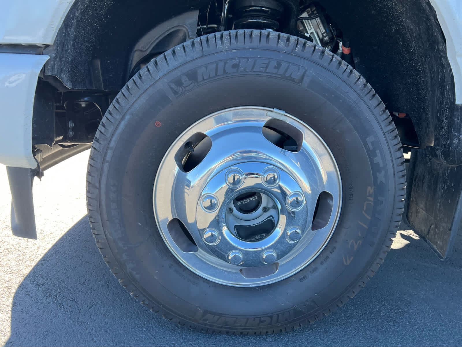 Certified 2026 Ford F350 Platinum AWD/4WD image 13