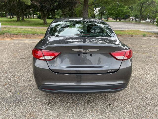 Used 2017 Chrysler 200 LX w/ Dark Appearance Package FWD image 8