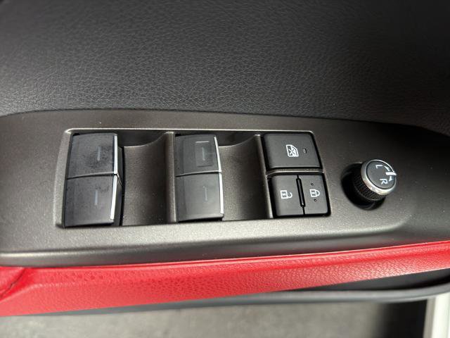 Used 2024 Toyota Camry XSE w/ Navigation Package image 18