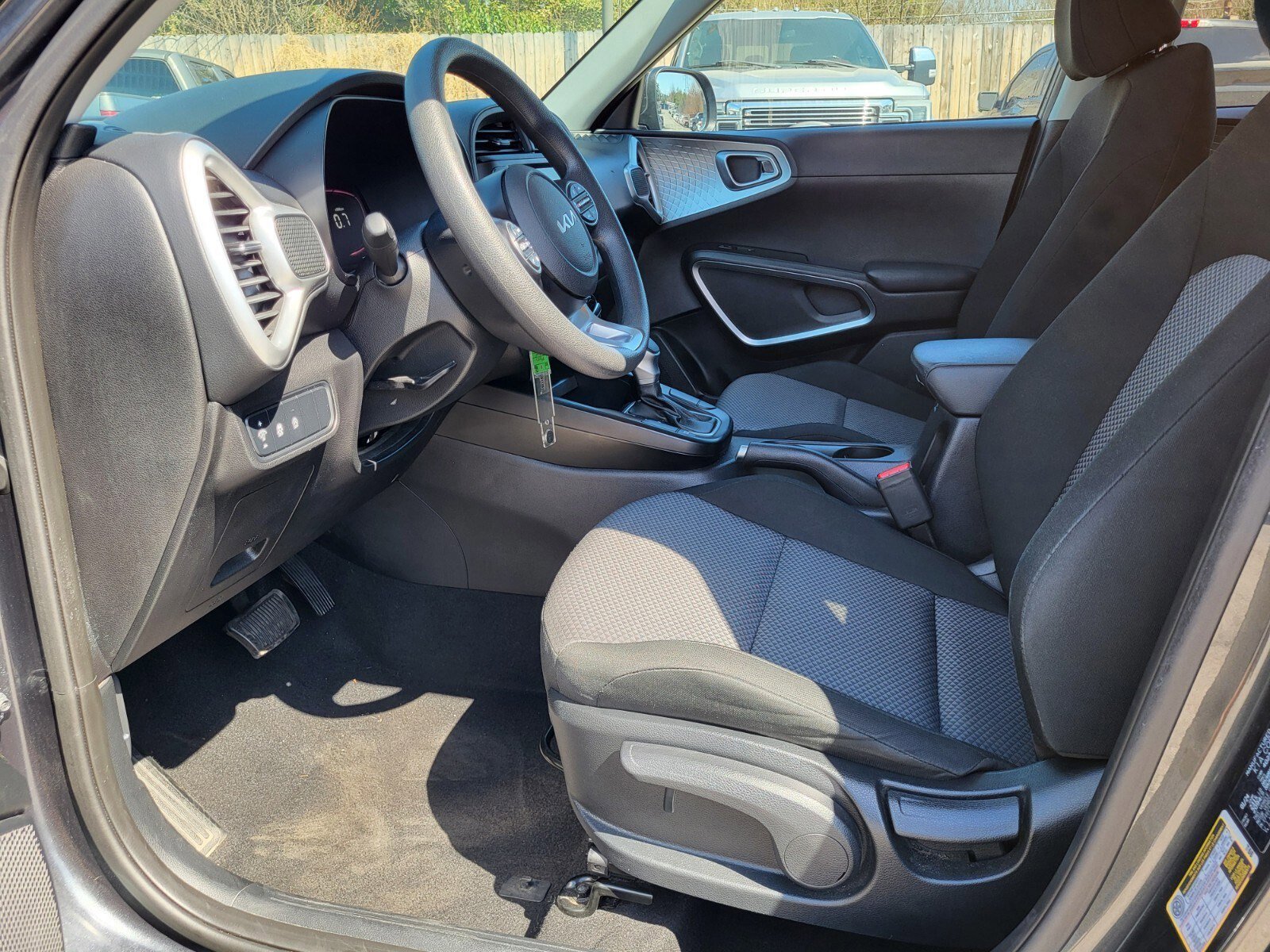 Used 2024 Kia Soul LX w/ Option Group 015 image 19