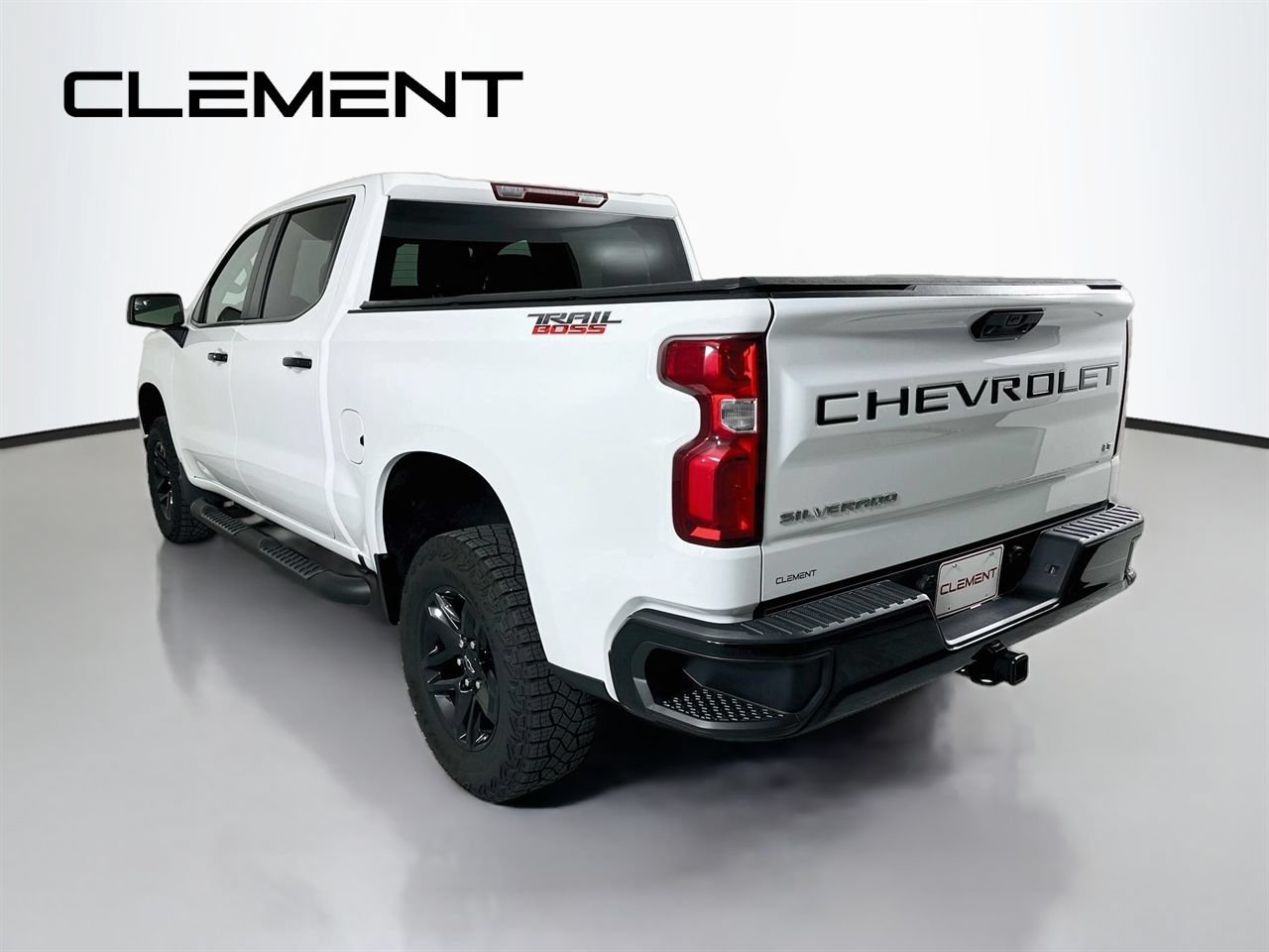 Used 2023 Chevrolet Silverado 1500 LT Trail Boss w/ Protection Package AWD/4WD image 10
