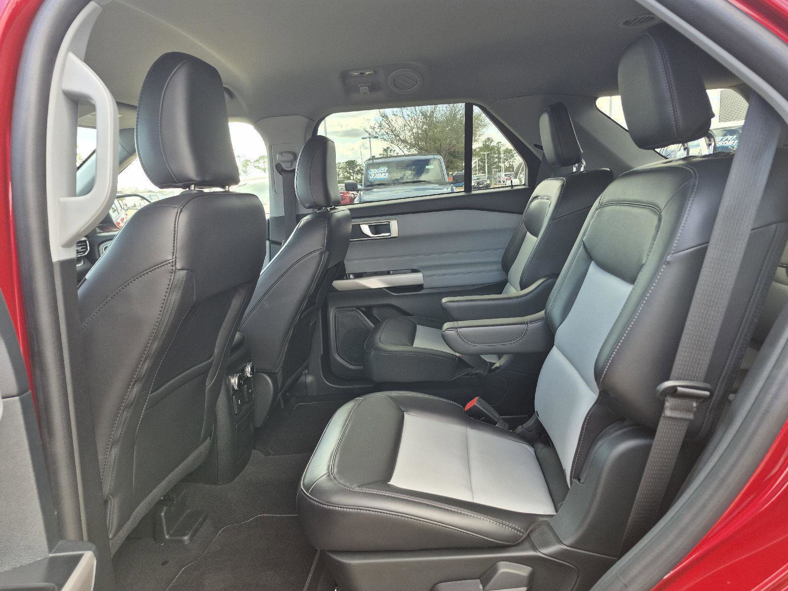 Certified 2023 Ford Explorer XLT w/ Equipment Group 202A image 24