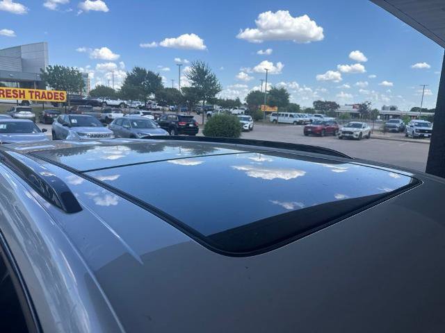 Used 2021 Cadillac XT6 Sport w/ LPO, ONYX Package AWD/4WD image 7