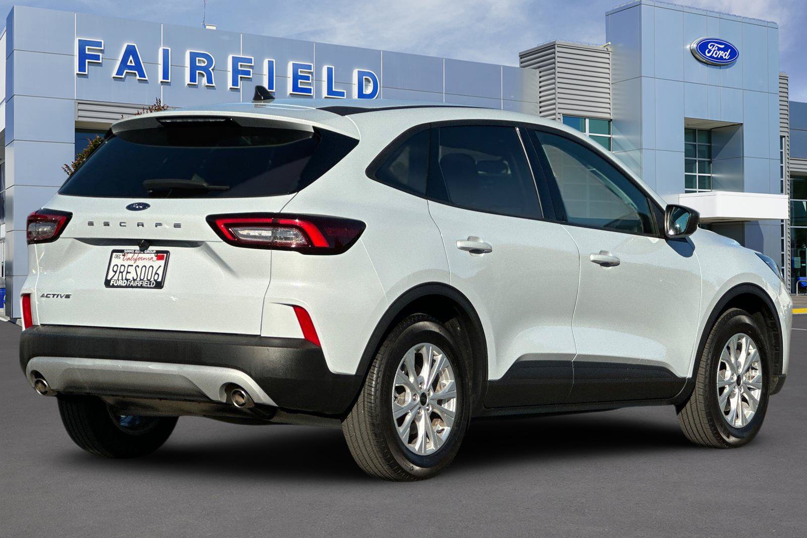 Certified 2025 Ford Escape Active FWD image 2