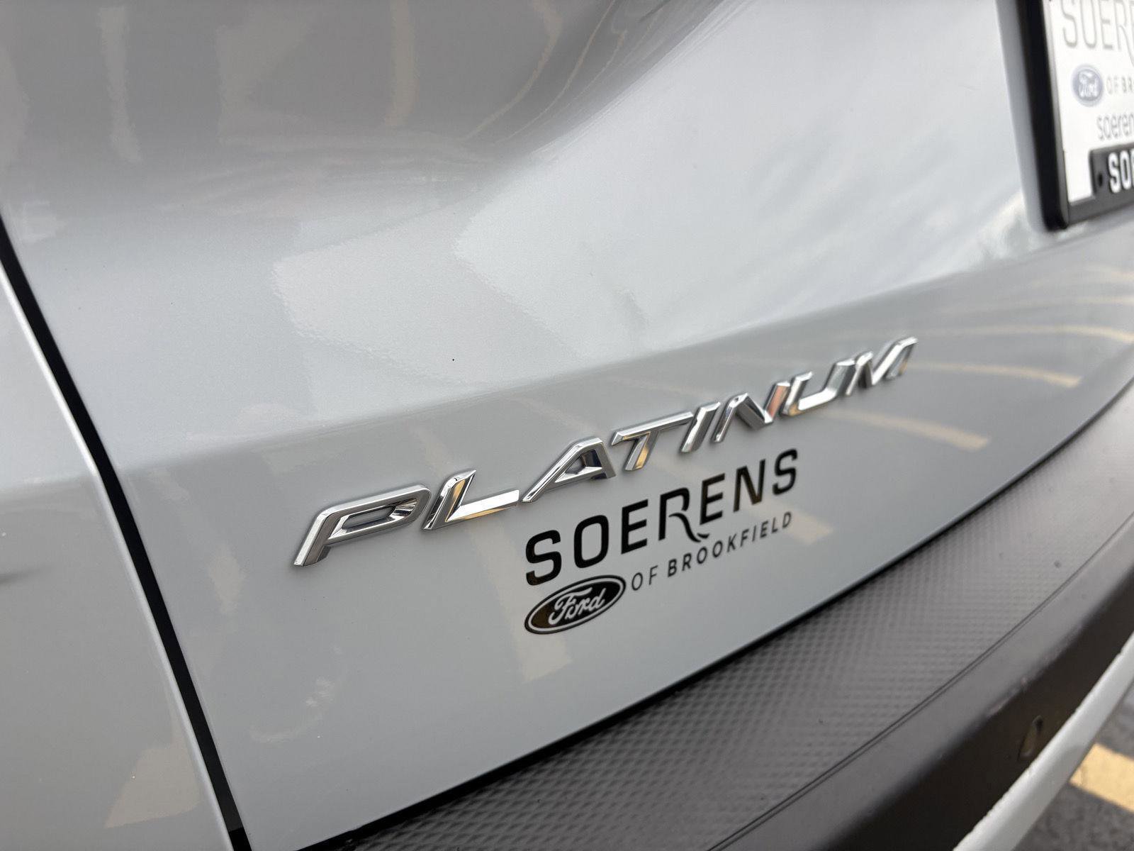 Certified 2025 Ford Escape Platinum AWD/4WD image 8