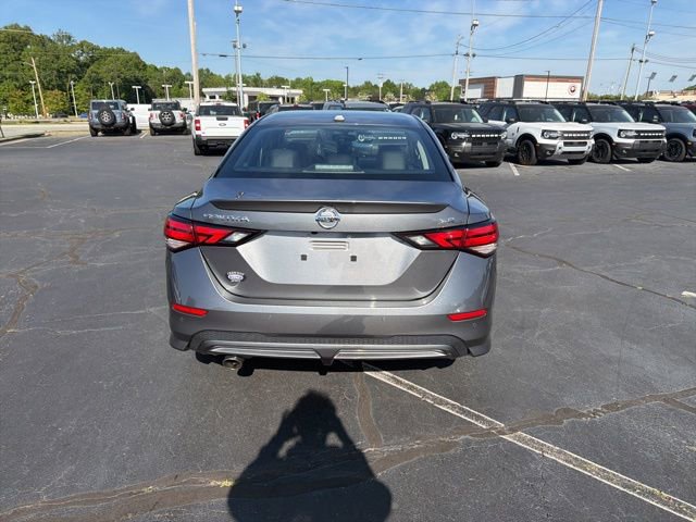 Used 2022 Nissan Sentra SR w/ SR Premium Package FWD image 6