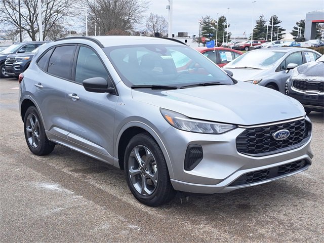 Certified 2023 Ford Escape ST-Line w/ Tech Pack #1 image 7