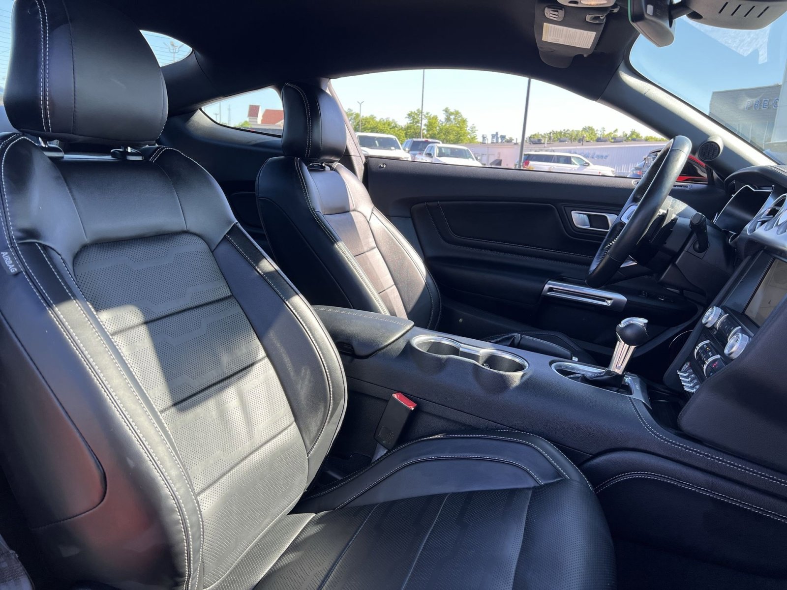 Certified 2022 Ford Mustang GT Premium w/ GT Performance Package RWD image 25