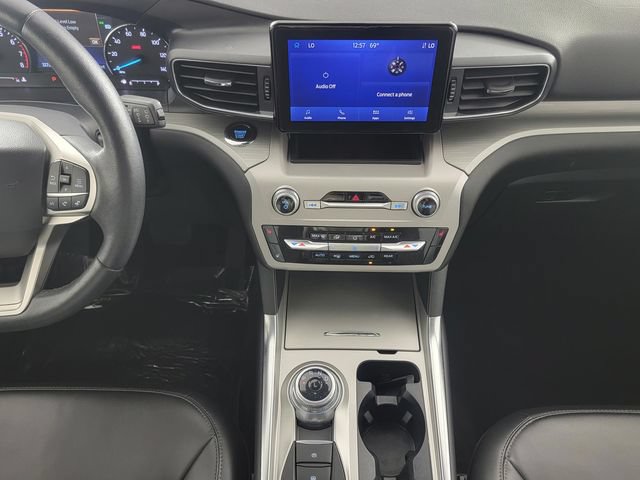 Certified 2023 Ford Explorer XLT w/ Equipment Group 202A AWD/4WD image 22