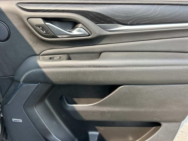 Used 2022 GMC Yukon XL Denali AWD/4WD image 28