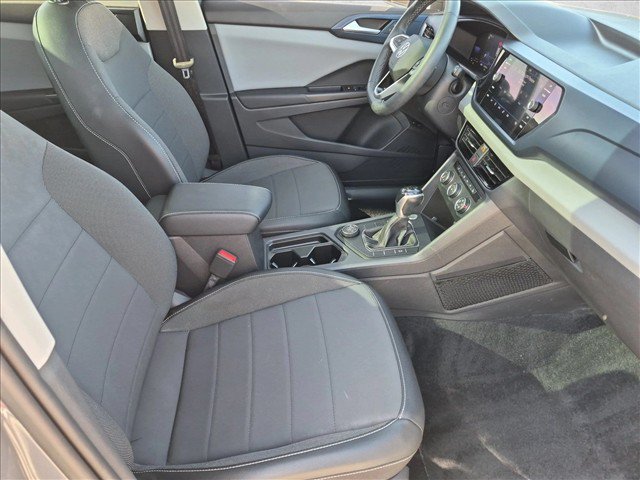 Used 2022 Volkswagen Taos SE AWD/4WD image 22