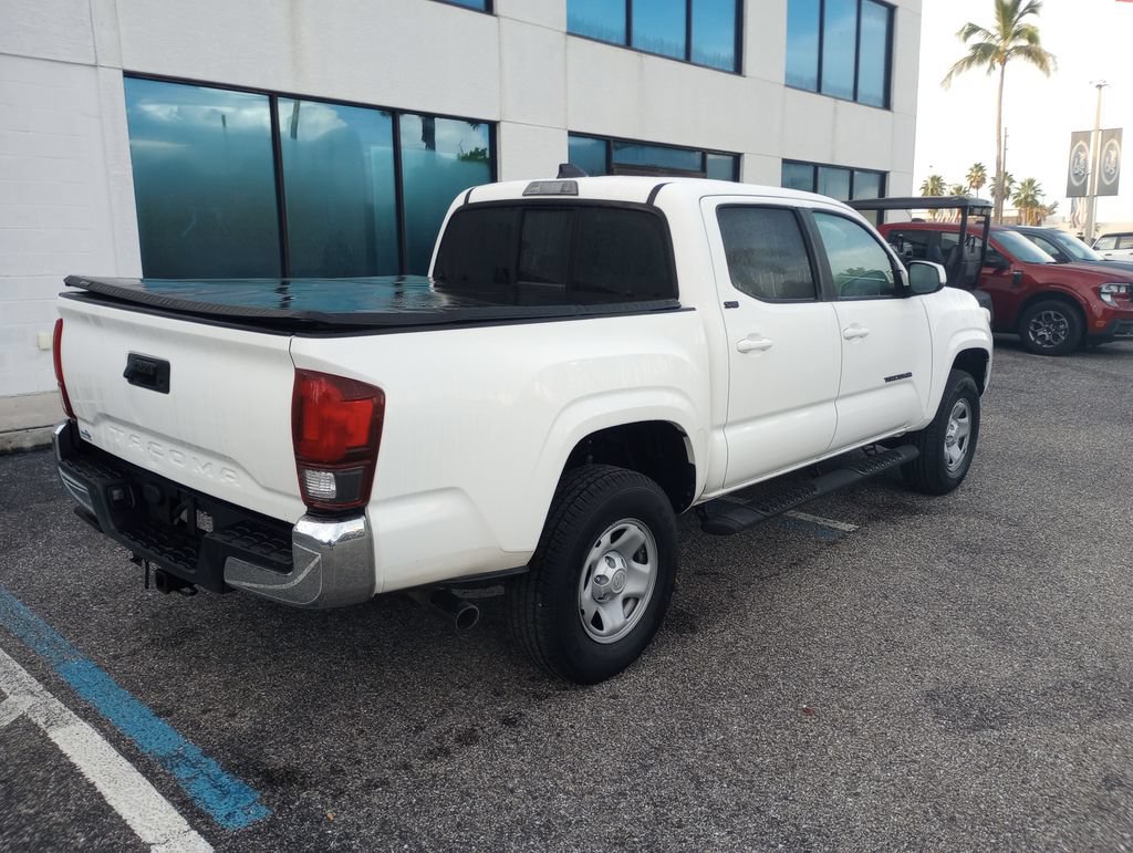 Used 2022 Toyota Tacoma SR5 RWD image 7