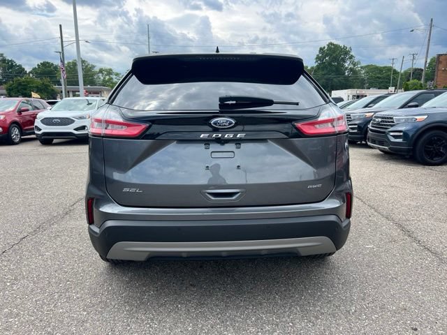 Certified 2024 Ford Edge SEL w/ Convenience Package AWD/4WD image 5