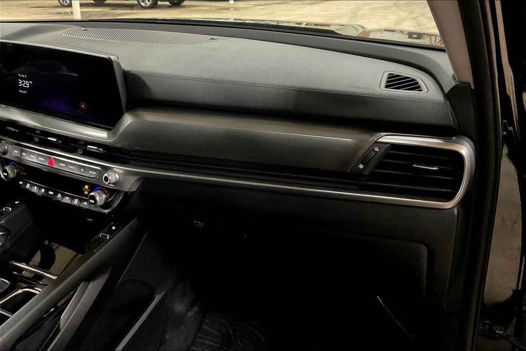 Used 2025 Kia Telluride S AWD/4WD image 15