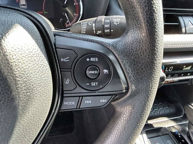 Used 2024 Toyota RAV4 XLE FWD image 9