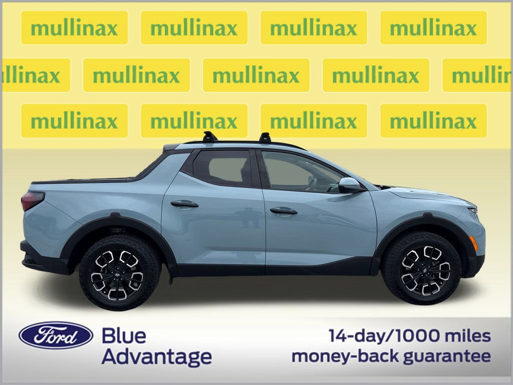 Used 2023 Hyundai Santa Cruz SEL w/ Activity Package image 2