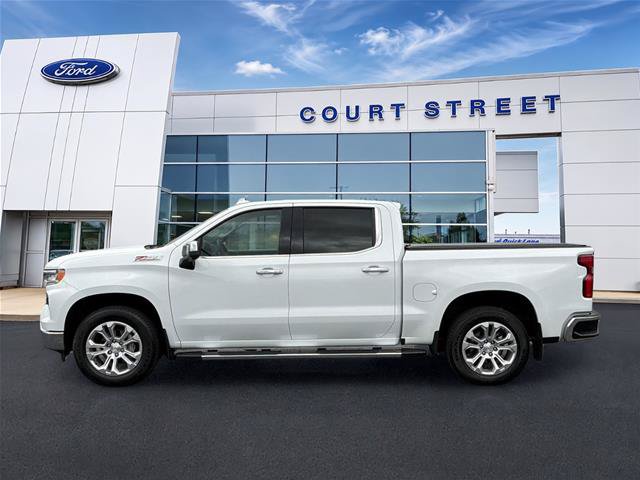 Used 2024 Chevrolet Silverado 1500 LTZ AWD/4WD image 10