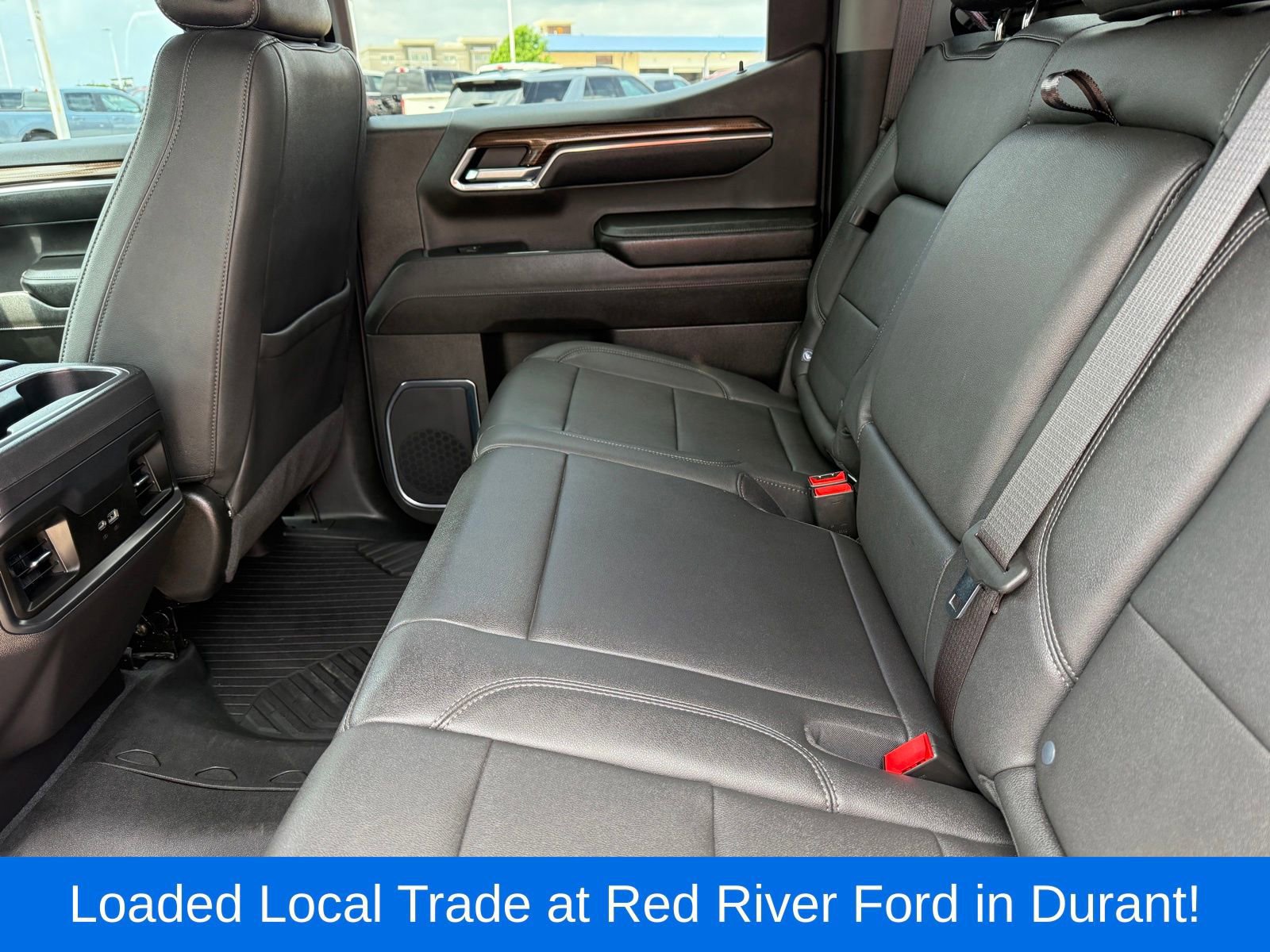 Used 2024 Chevrolet Silverado 1500 LT Trail Boss w/ LT Trail Boss Premium Package AWD/4WD image 19