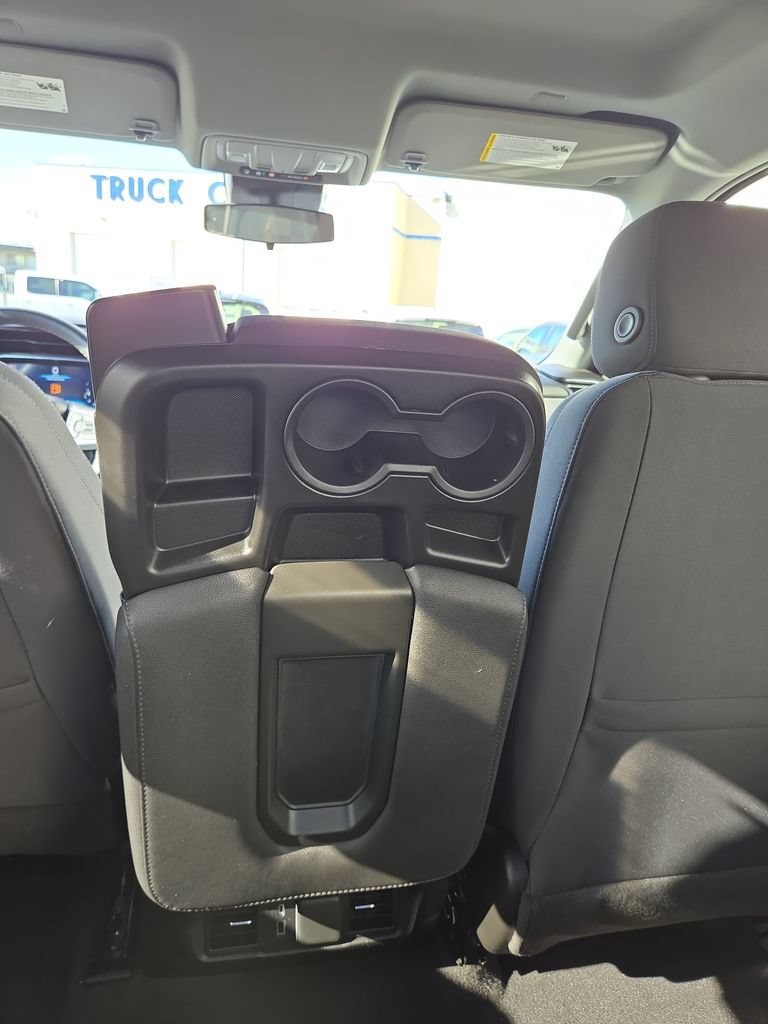 Used 2024 Chevrolet Silverado 1500 LT AWD/4WD image 25