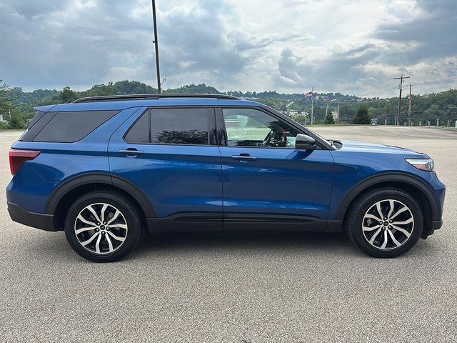 Certified 2020 Ford Explorer ST w/ Premium Technology Package AWD/4WD image 5