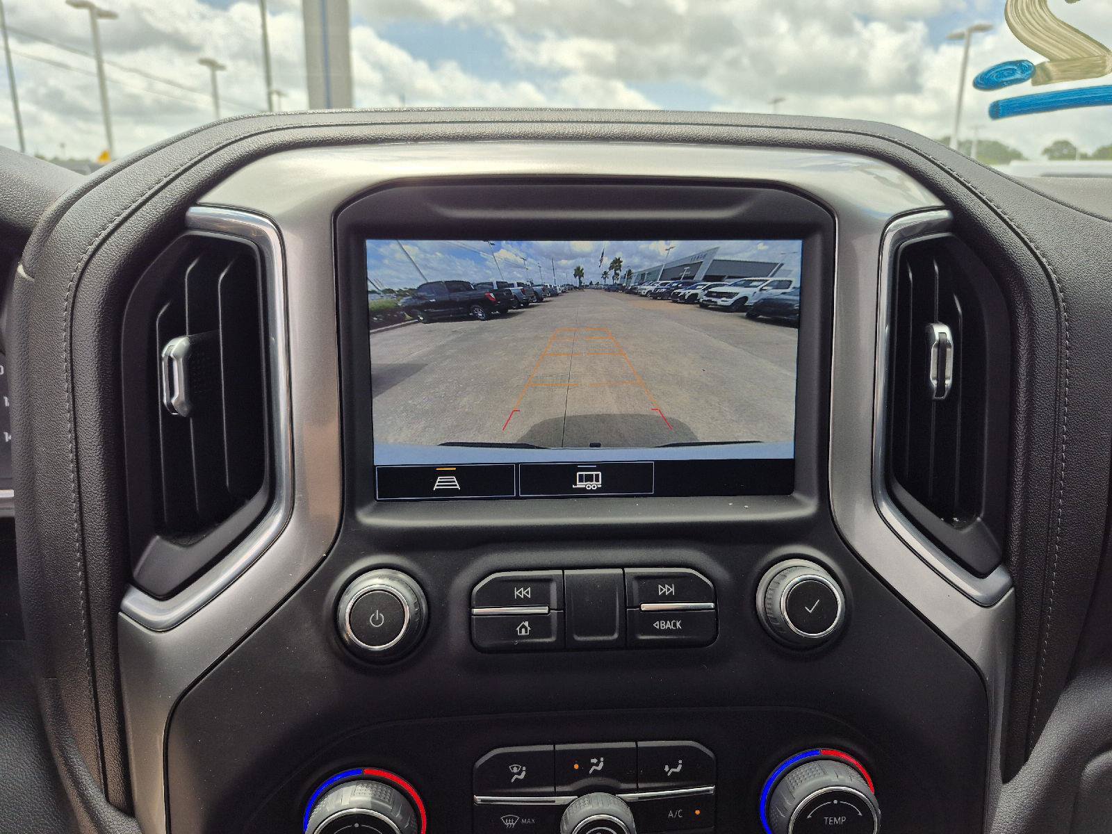 Used 2022 Chevrolet Silverado 1500 LT w/ Convenience Package II RWD image 6