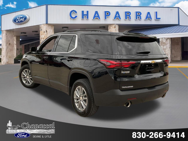 Used 2023 Chevrolet Traverse LT FWD image 4