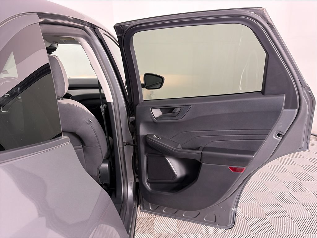 Certified 2022 Ford Escape SE w/ SE Sport Appearance Package AWD/4WD image 28