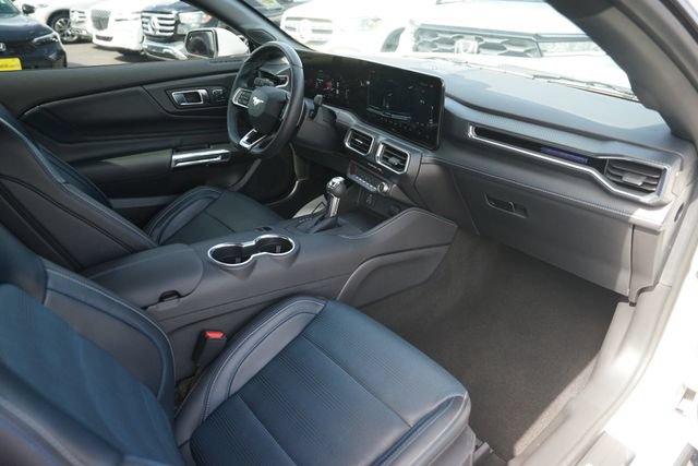 Certified 2025 Ford Mustang GT Premium RWD image 13